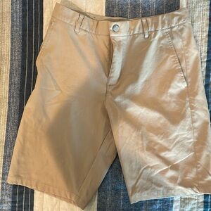 PUMA 30 in golf shorts Tan